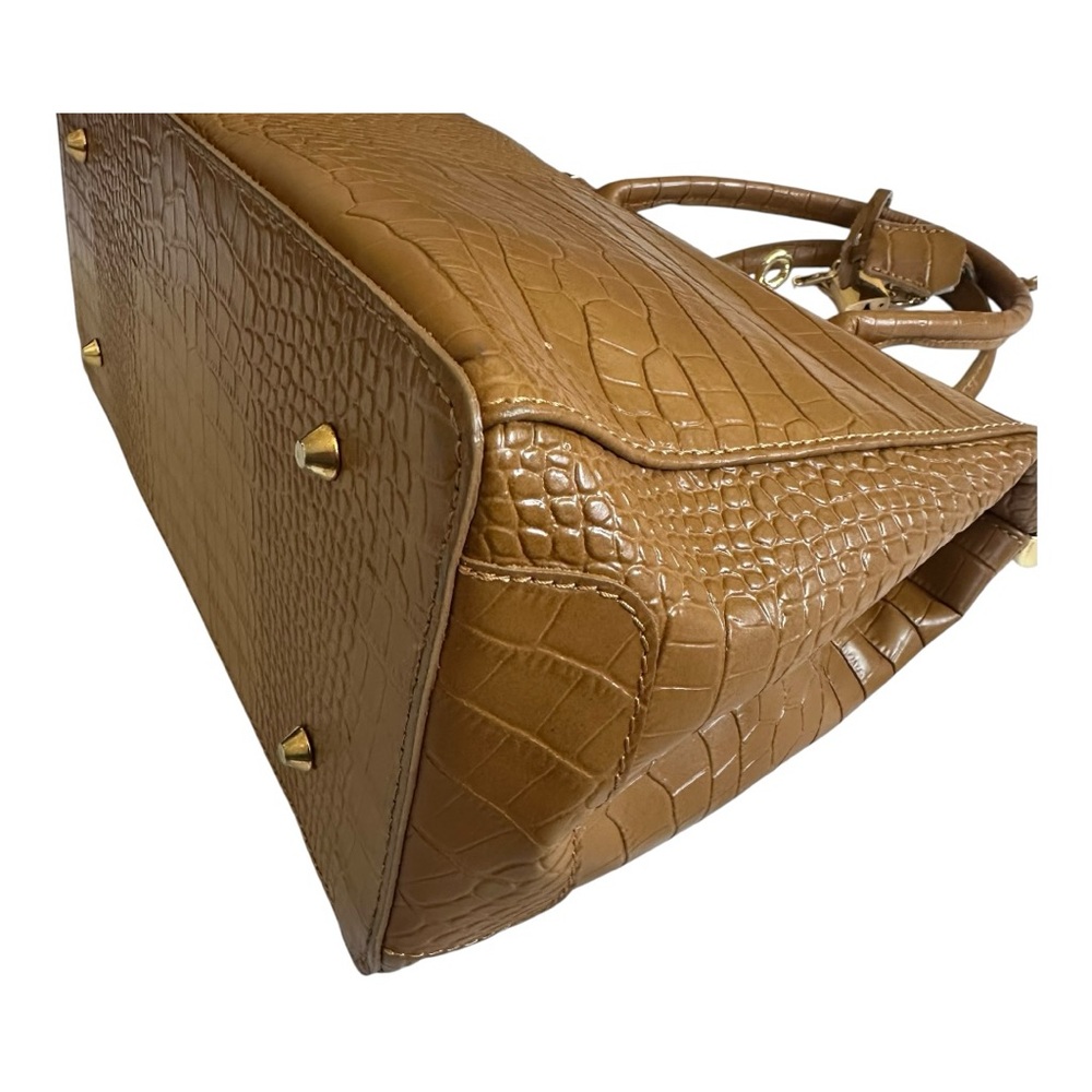 Italian Made Crocodile Embossed Genuine Leather Handbag Gold Hardware Turnlock - Picture 7 of 16